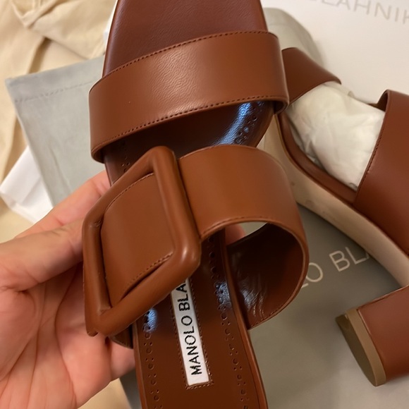 Manolo Blahnik
Titubanew Leather Mules(US6.5) - Picture 5 of 10